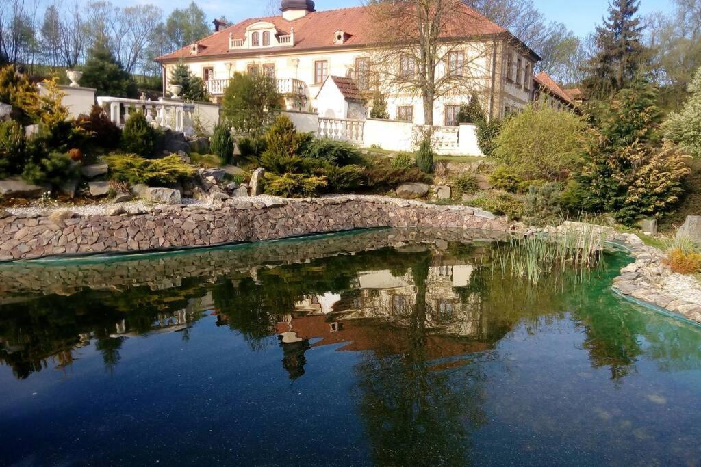 Zamecek Zdiky - Knizeci Apartman Bujanov Kültér fotó
